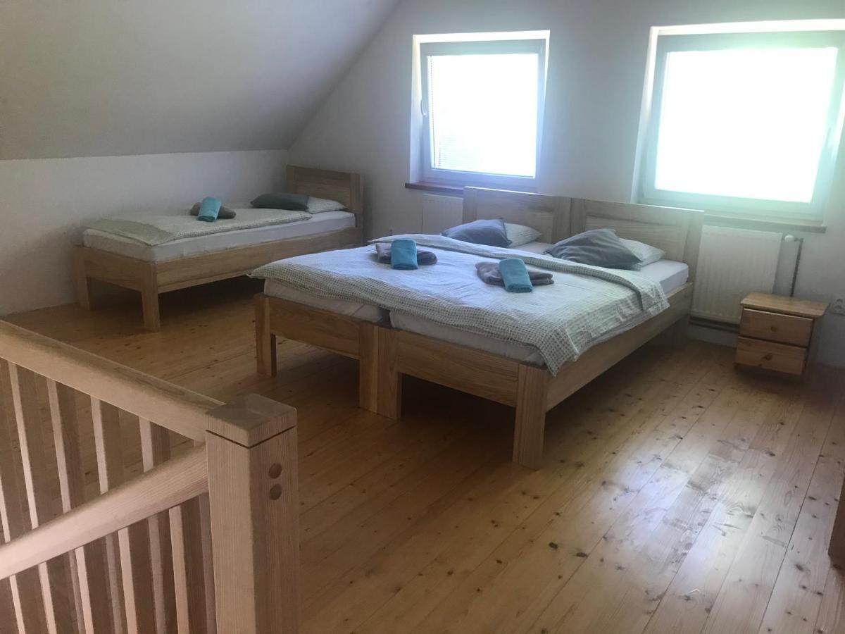 Penzion U Mustku Jiriho Rasky Trojanovice Luaran gambar